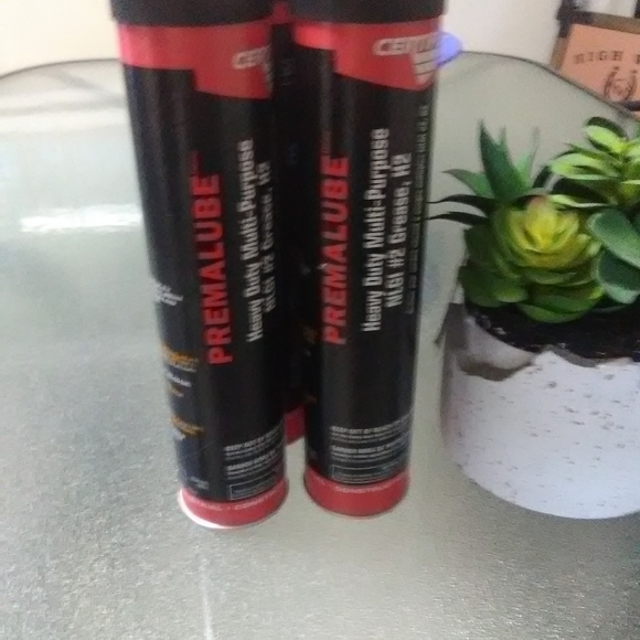 Still available  - Premalube Heavy Duty Multi-PurposeNLGI#2 Grease,H2 - Picture 6 of 7